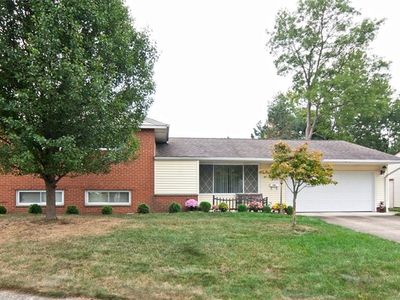 10939 Appleton Dr, Parma Heights, OH, 44130