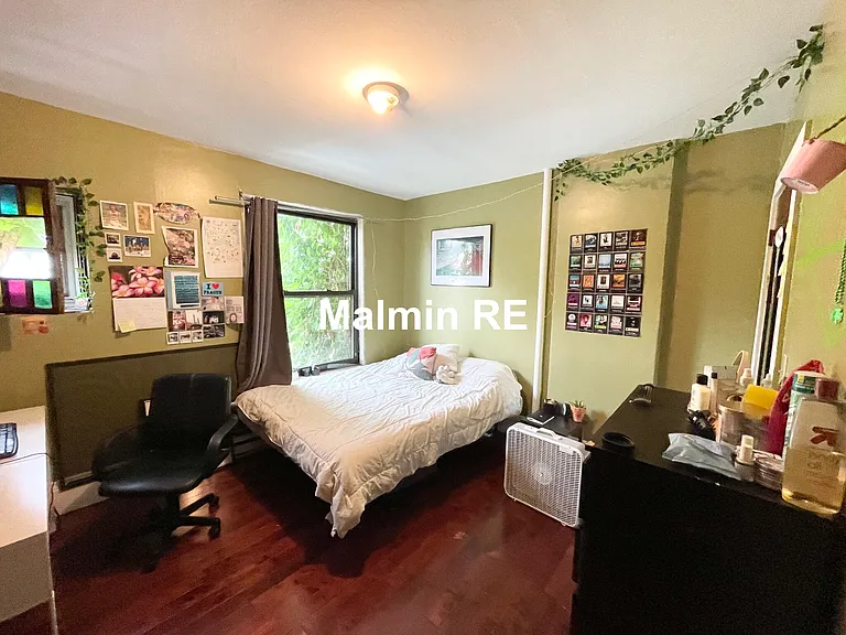 74 Hammond St #2 — Photo 4