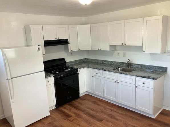 82 Harding Ave APT B