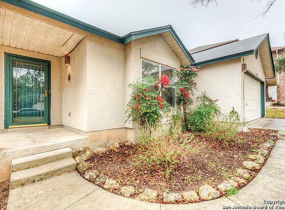 4th image of 4831 Corian Springs Dr