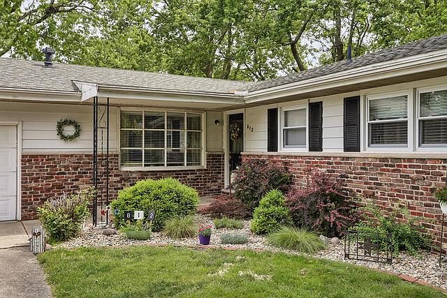 1st image of 812 Robert Webb Dr