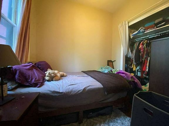 3rd image of 849 President St #3R