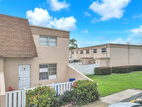 5th image of 8095 Margate Blvd #H