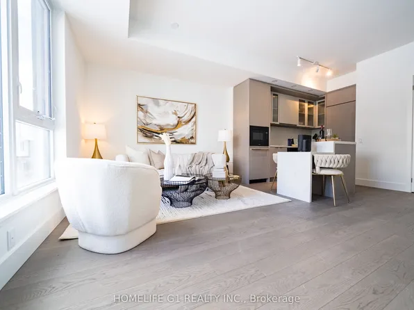 6 Greenbriar Rd #116, Toronto, ON M2K 0H6