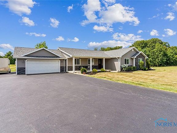 3rd image of 10634 Township Road 109