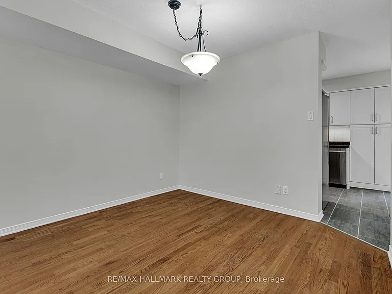 146 College Cir — Photo 11