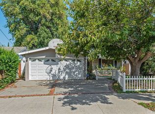 17837 Delano St, Encino, CA 91316