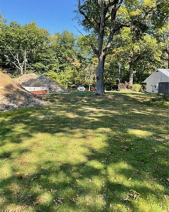 2nd image of 4532 Anderson Rd