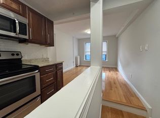 21 Peterborough St #4, Boston, MA 02215