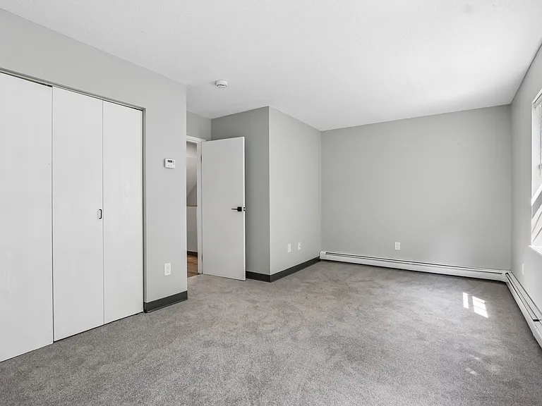 Eastgate Apartments — Photo 25