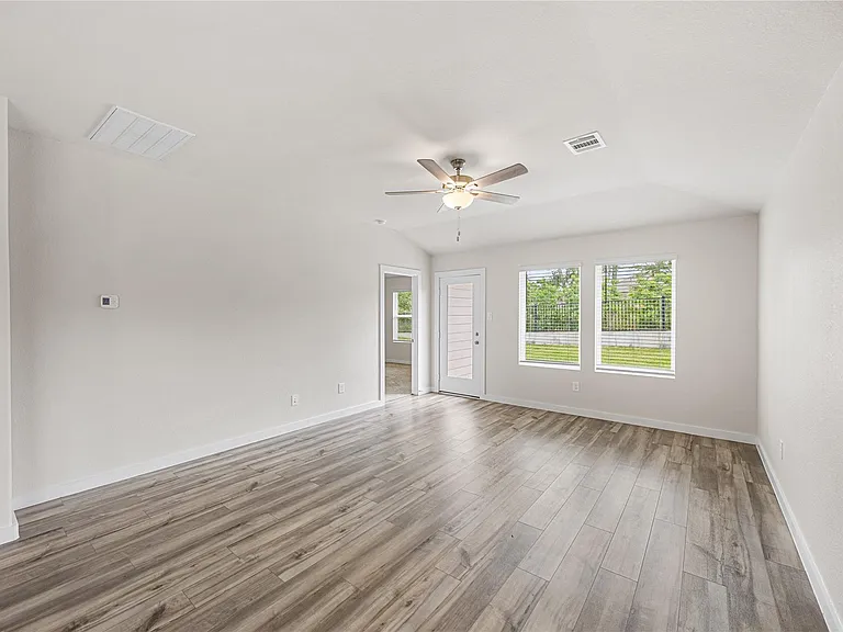 7103 Blue Oak Dr — Photo 10