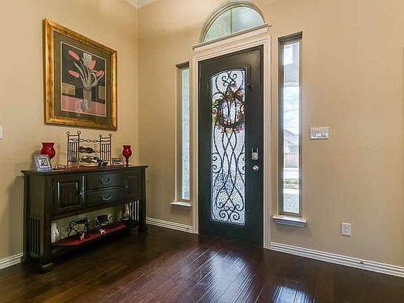 5th image of 7611 Watercrest Ln
