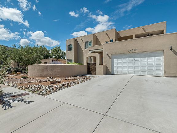 4th image of 4013 Camino De La Sierra NE