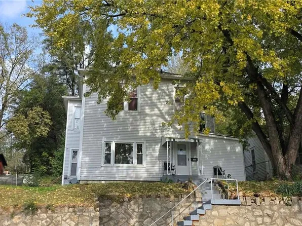 1809 Pacific St, Saint Joseph, MO 64503