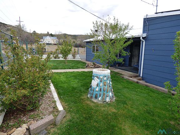 2nd image of 1131 Dwyer Ave