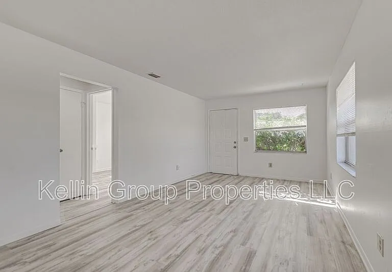 401 Big Cedar Way #A — Photo 9