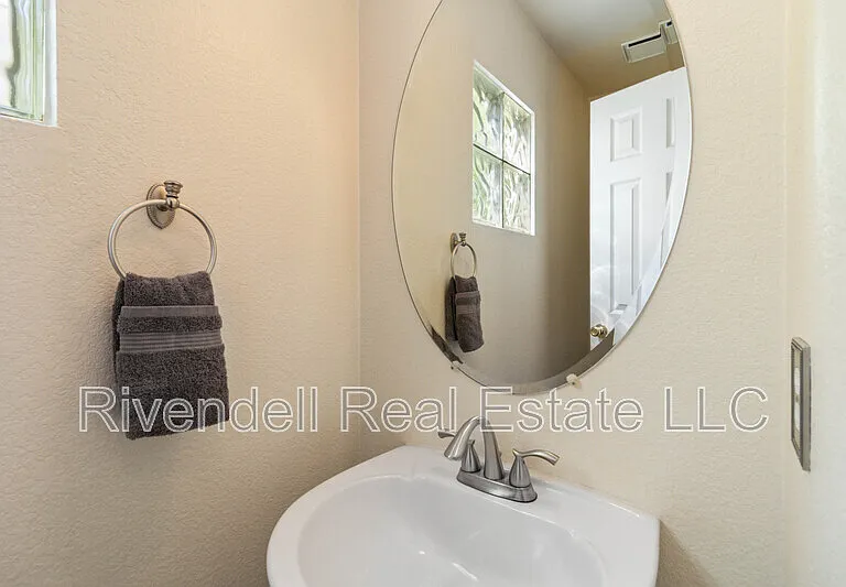 1529 Spring Water Way — Photo 7