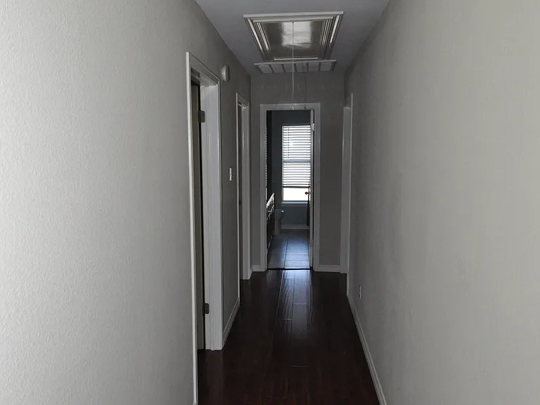 12427 Zeller Ln — Photo 24
