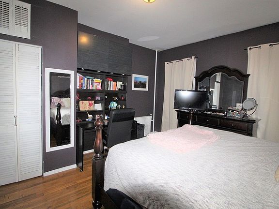 5th image of 213 Sackett St #3R