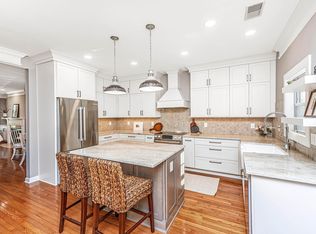 136 Fair Sailing Rd, Mount Pleasant, SC 29466