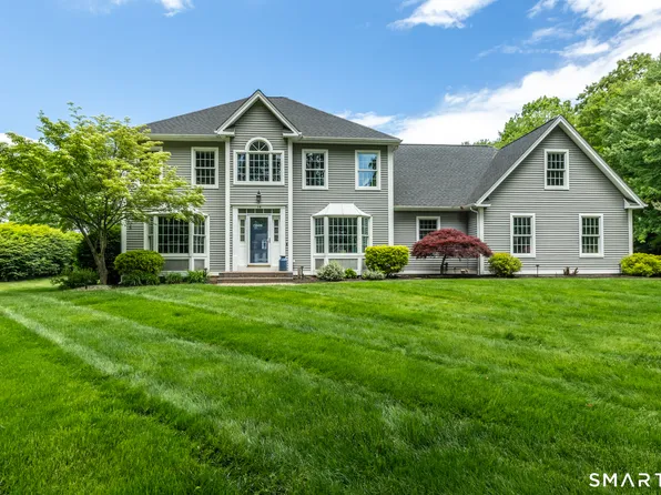 14 Ryan Drive, Ellington, CT 06029