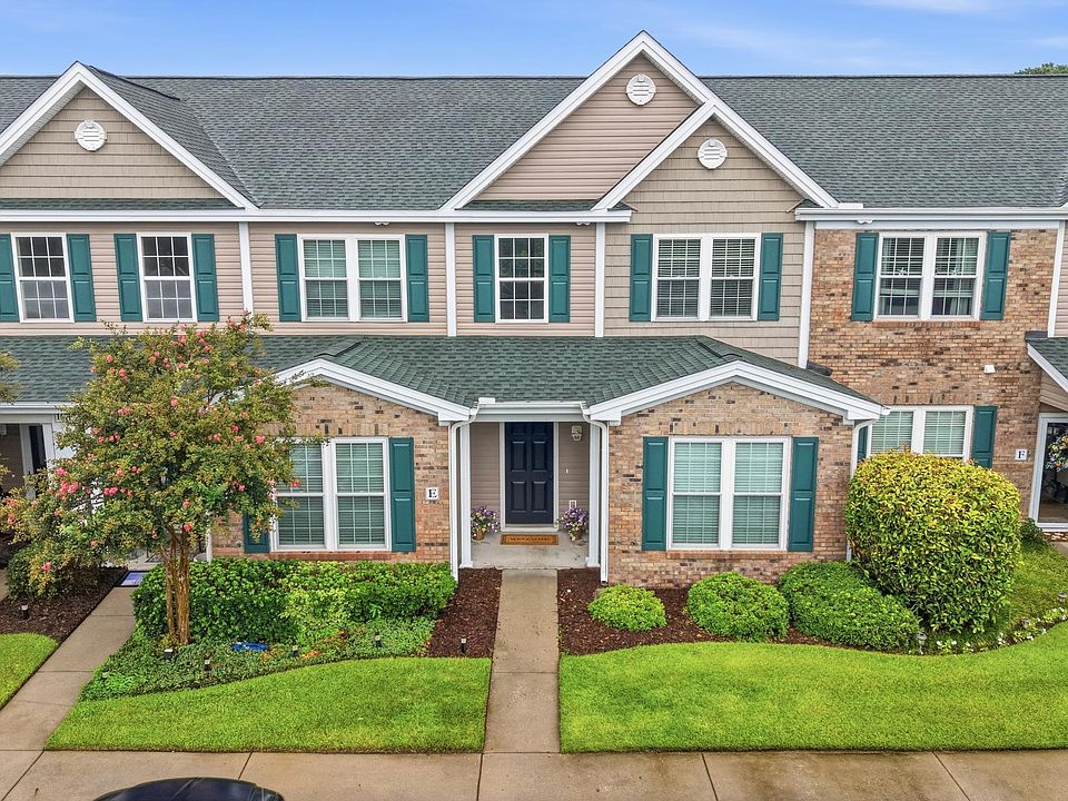 1st image of 167 E. Chenoa Dr. #E