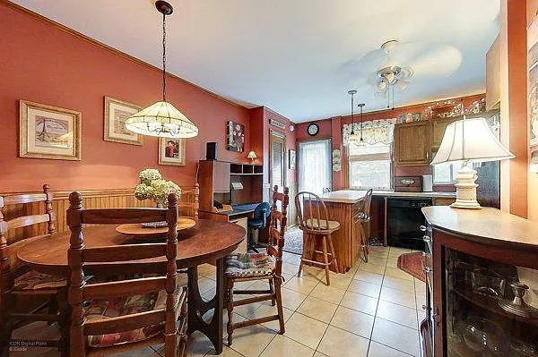 616 Thames St #1 — Photo 11