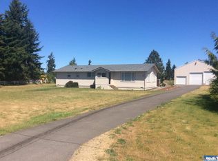 92 Fitzgerald Rd, Sequim, WA 98382