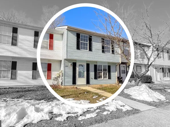 2079 Tanglewood Dr, Waldorf, MD 20601