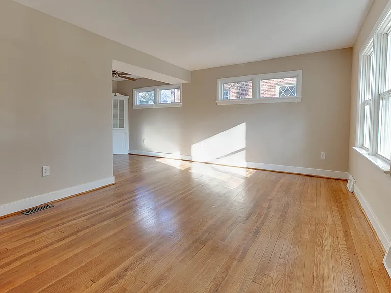 4820 Chamberlayne Ave #1 — Photo 2