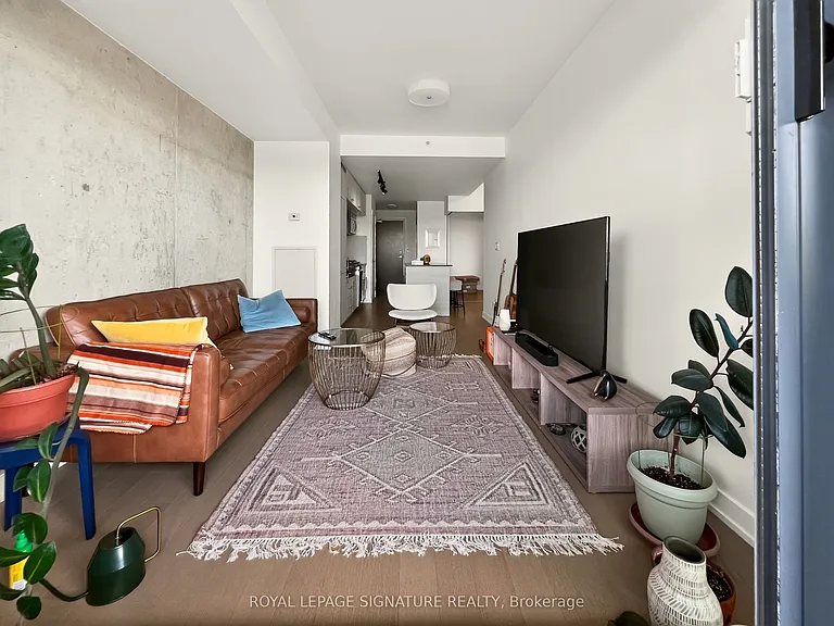 205 Manning Ave #501 — Photo 12