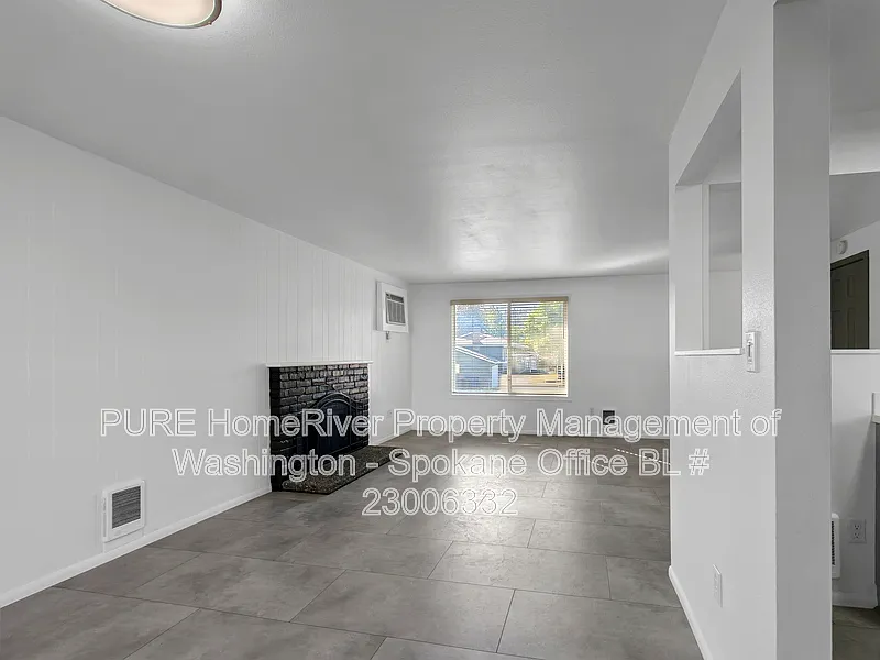 2 bed, 1.5 bath, 1080 sqft, $1,725 — Photo 2
