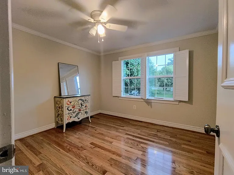 8705 Loughran Rd — Photo 14