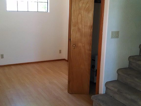 3rd image of 266 N 2nd St #266