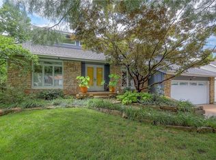 7010 Richards Dr, Shawnee, KS 66216