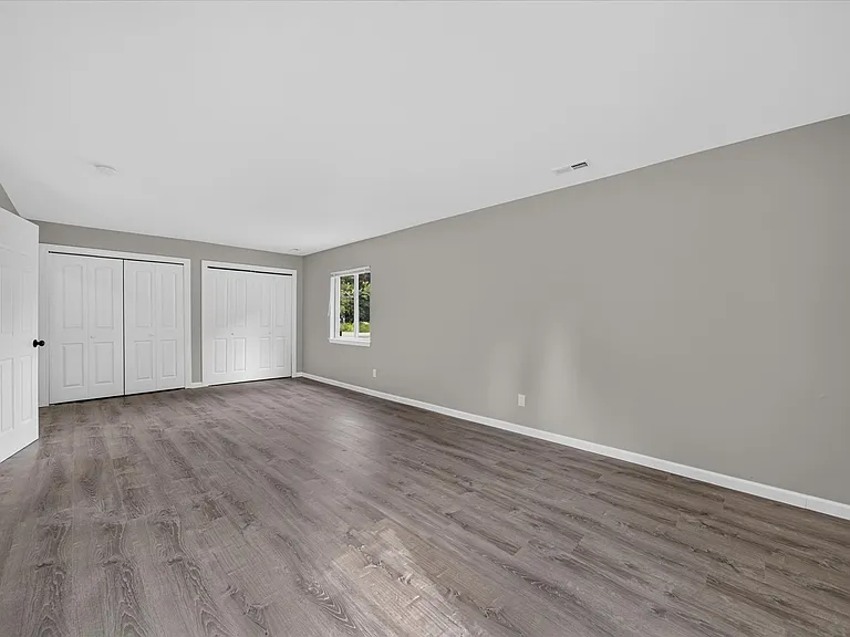 21150 Avon Ln — Photo 18