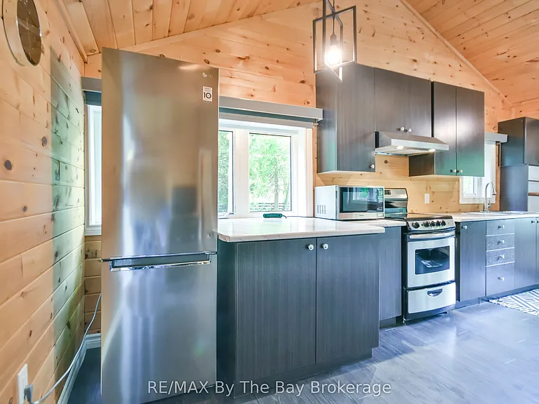 578 Oxbow Park Dr — Photo 14