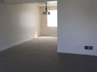 433 N Butrick St, Waukegan, IL 60085