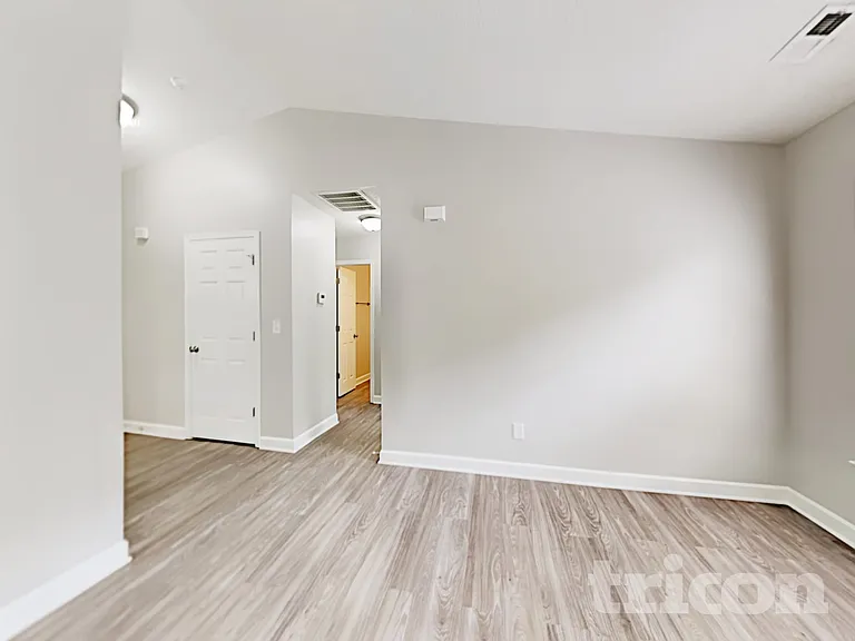 2644 Captains Watch Rd NE — Photo 2