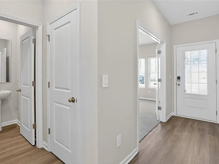 6929 Winchester Pl — Photo 11