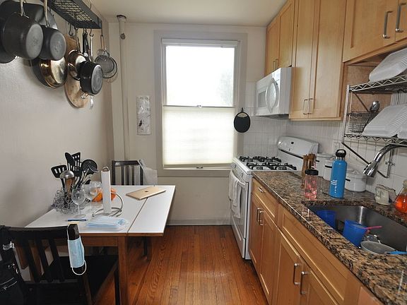 4th image of 39-33 49th St #2