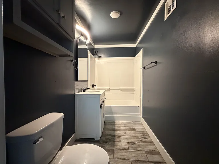 1095 S Ray Ave — Photo 15