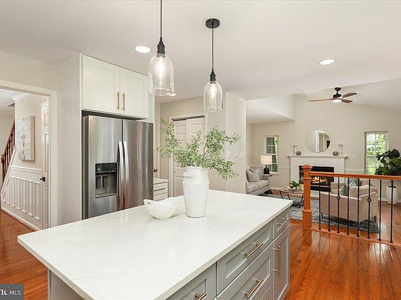 4th image of 14384 Flourcastle Ct