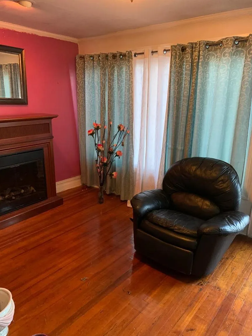 4312 Avenue M photo 1