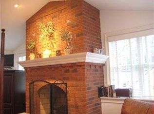 2614 Dysart Rd, University Heights, OH 44118