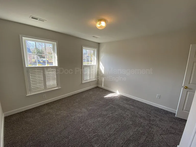 4106 Parapet Ct — Photo 33