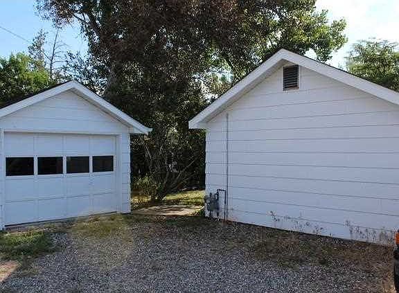 3rd image of 112 N Crawford Ave