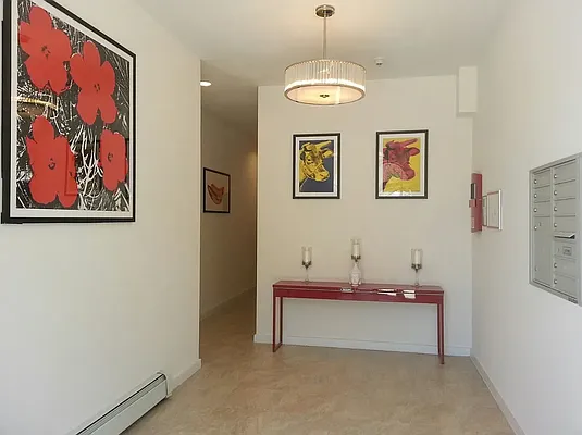 Rented by REAL New York | media 11