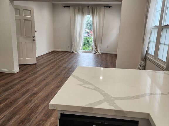 4th image of 1540 S Sherbourne Dr #2