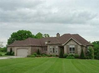1804 N Hearthstone Ln, Strafford, MO 65757